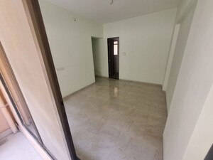 Room in 2.5 BHK Apartment at Siddharth Nagar – for Rent