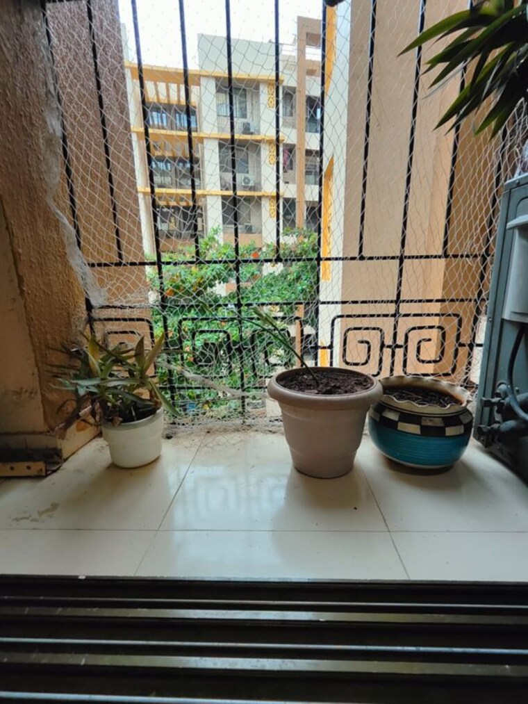 Balcony, akashganga-complex-kavesar 1 Bedroom 450 Sq.Ft. Apartment In Kavesar Thane 10529513