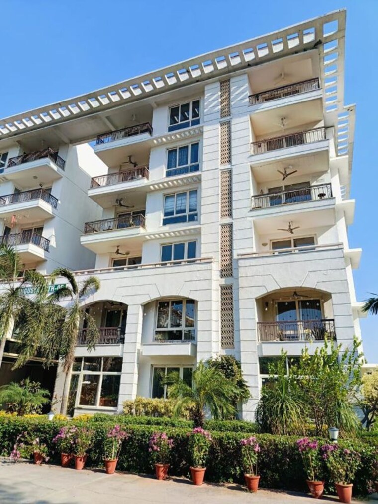 Exterior View, jaypee-greens-kingswood-oriental 5 Bedroom 5350 Sq.Ft. Apartment In Sector 128 Noida 10529589