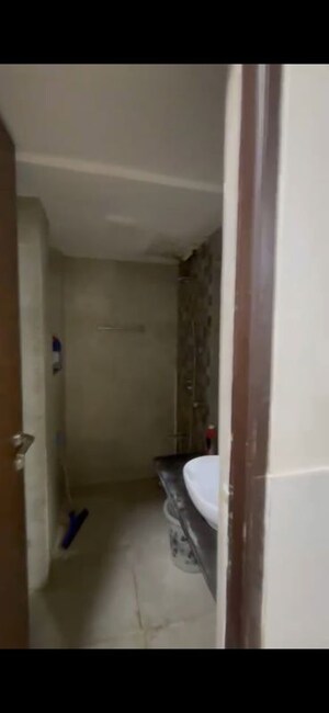 Furnished Amenities in 2 BHK Apartment at Omkar Meridia, Kurla West – for Rent