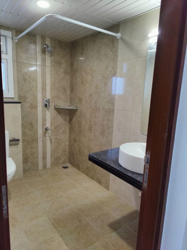 Bathroom, prestige-tranquil 3 Bedroom 1765 Sq.Ft. Apartment In Kokapet Hyderabad 10529602