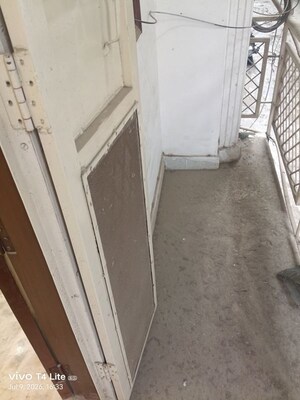 Balcony in 1 BHK Builder Floor at Panchsheel Vihar – for Rent