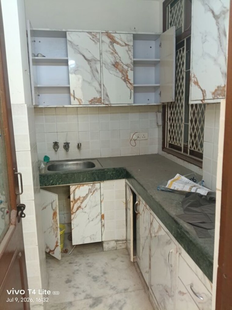 Kitchen, panchsheel vihar 1 Bedroom 50 Sq.Yd. Builder Floor In Panchsheel Vihar Delhi 10529627
