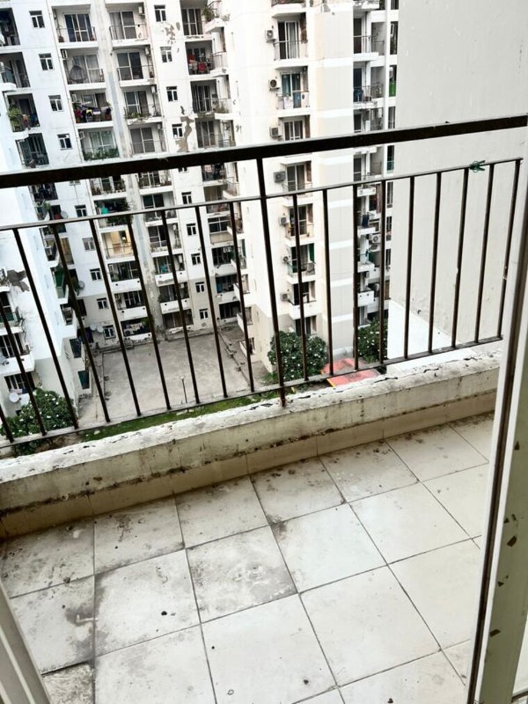 Balcony, nk-savitry-enclave 3 Bedroom 1500 Sq.Ft. Apartment In Vip Road Zirakpur 10529636