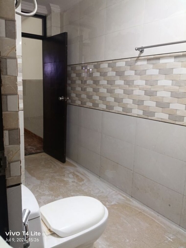 Kitchen, khirki extension 2 Bedroom 100 Sq.Yd. Builder Floor In Khirki Extension Delhi 10529655
