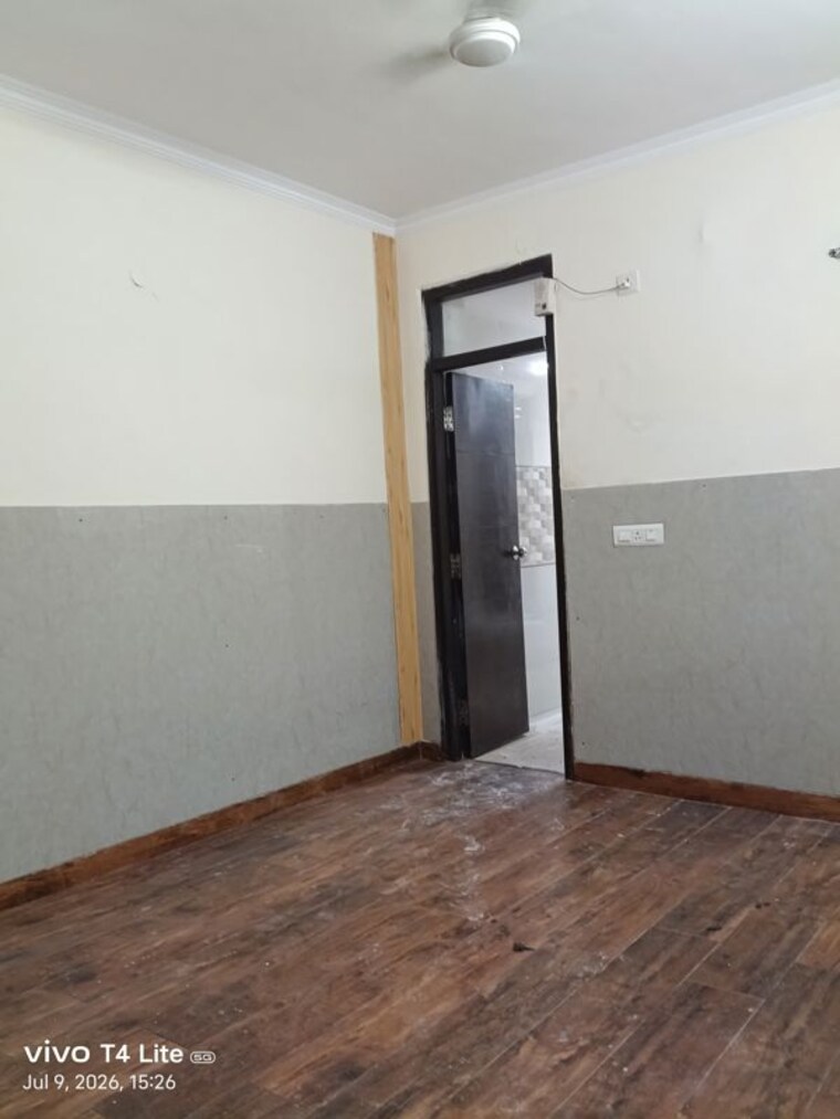 Room, khirki extension 2 Bedroom 100 Sq.Yd. Builder Floor In Khirki Extension Delhi 10529655