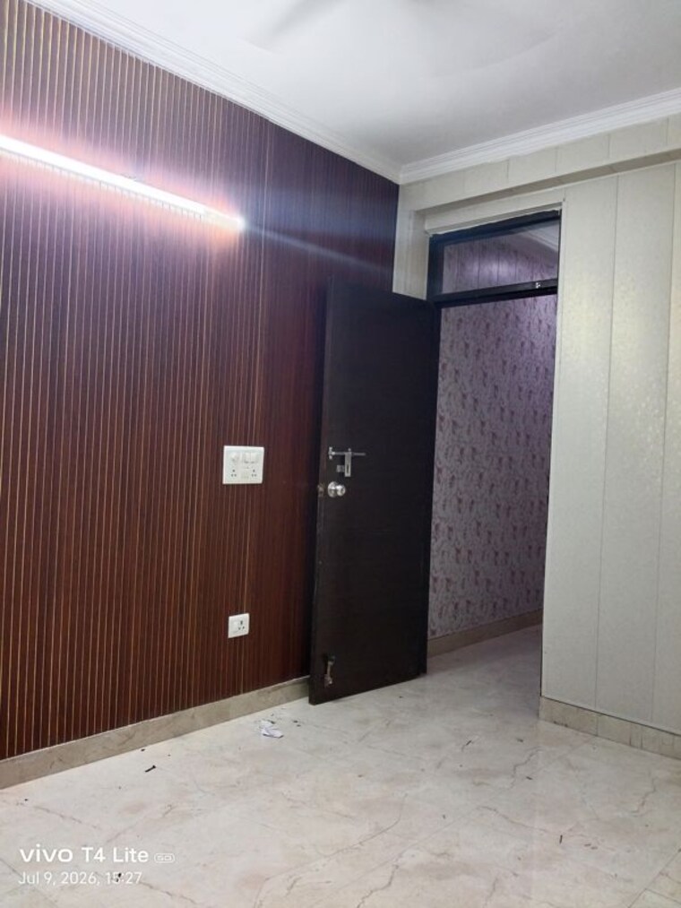 Room, khirki extension 2 Bedroom 100 Sq.Yd. Builder Floor In Khirki Extension Delhi 10529655