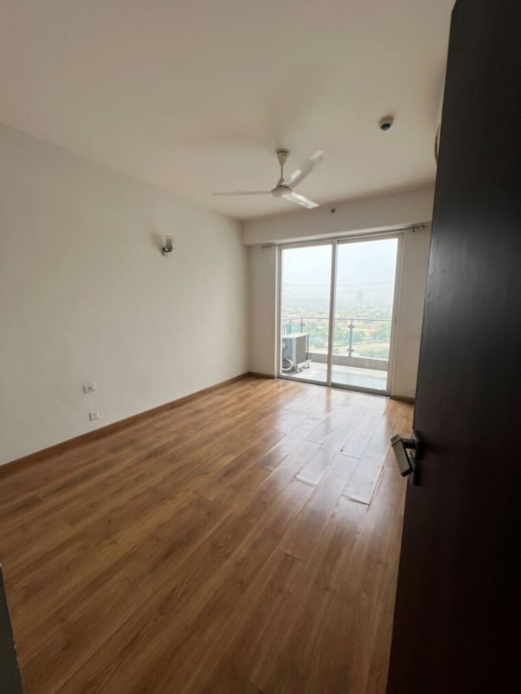 Room, m3m-escala 2.5 Bedroom 1638 Sq.Ft. Apartment In Sector 70a Gurgaon 10529640
