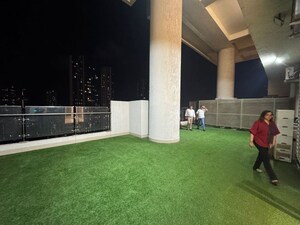 3 BHK Apartment – Garden View at Indiabulls Blu, Worli - for Rent