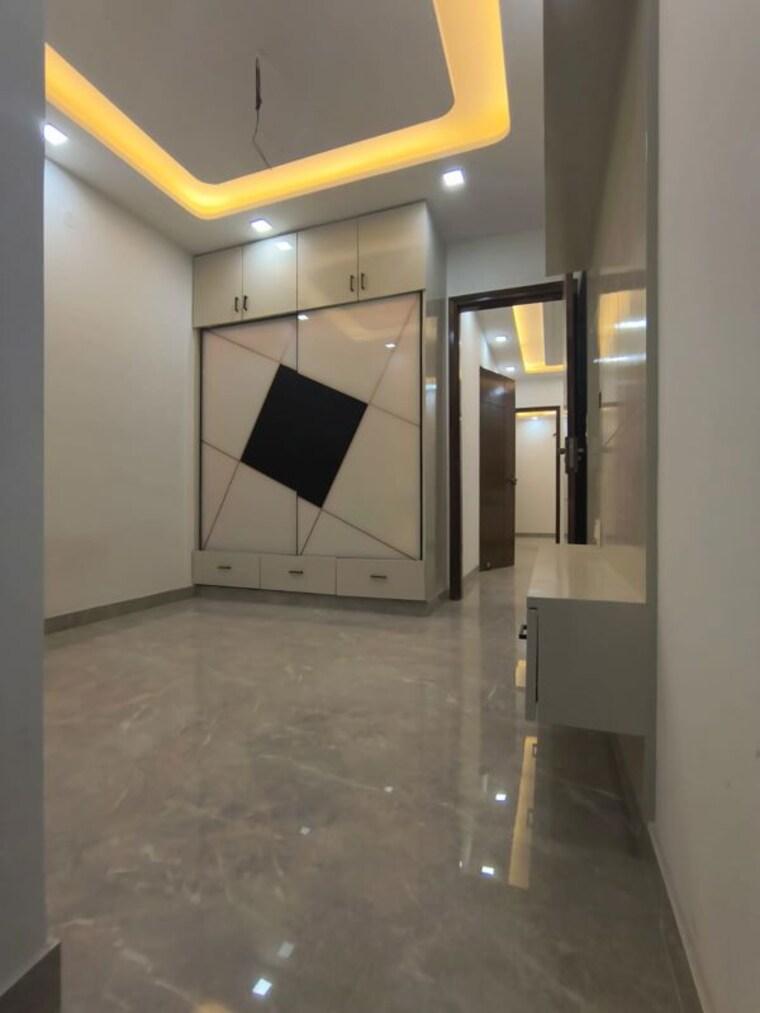 Room, rohini sector 24 2 Bedroom 700 Sq.Ft. Builder Floor In Rohini Sector 24 Delhi 10529643