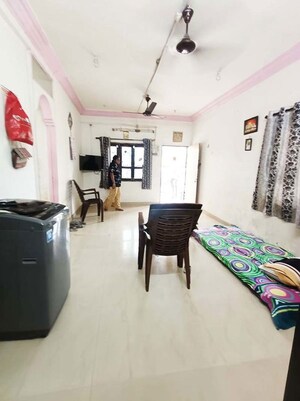 Team Area in 5 BHK Independent House at Pal Gam – for Sale