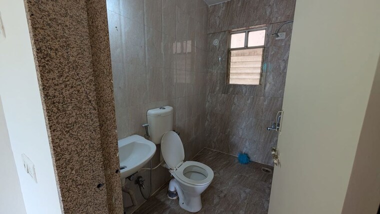 Bathroom, pate-balark-arcadia 2 Bedroom 890 Sq.Ft. Apartment In Sinhagad Road Pune 10529661
