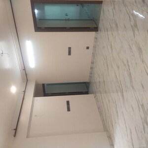 Bathroom in 3 BHK Apartment at Panchsheel Greens II, Sector 16 Greater Noida – for Sale