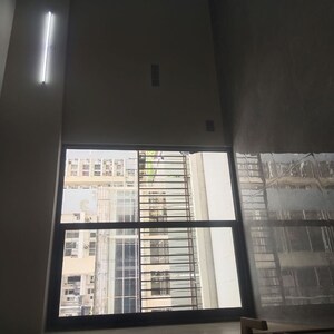 Room in 3 BHK Apartment at Panchsheel Greens II, Sector 16 Greater Noida – for Sale