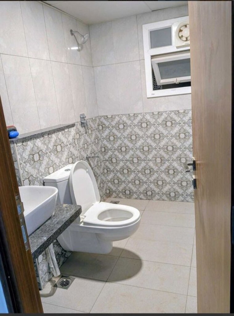 Bathroom, prestige-green-gables 3 Bedroom 1407 Sq.Ft. Apartment In Panathur Bangalore 10529754
