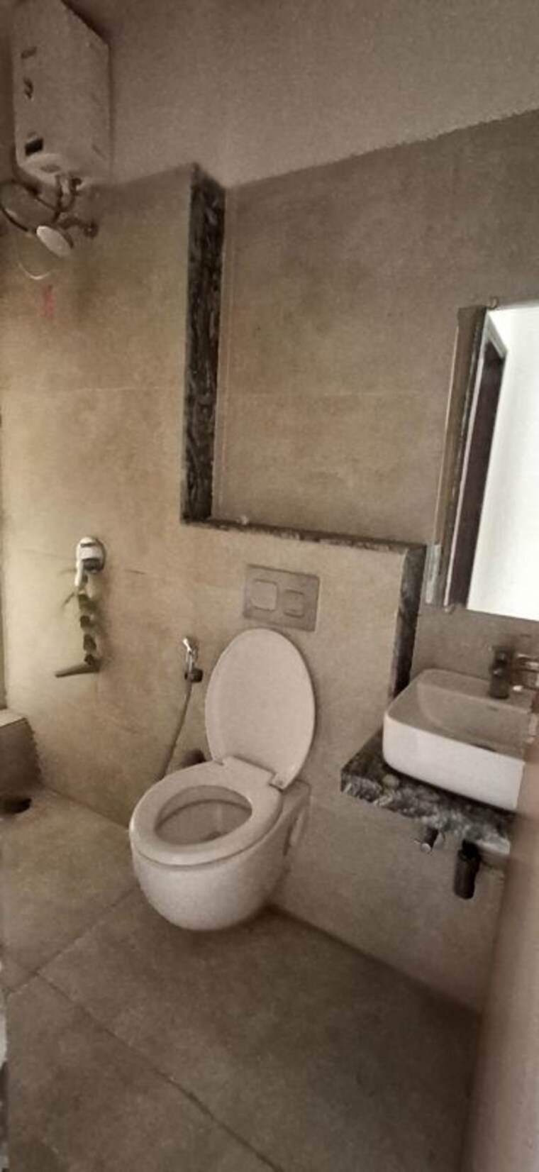 Bathroom, bharat-arize 2.5 Bedroom 1000 Sq.Ft. Apartment In Goregaon West Mumbai 10529801