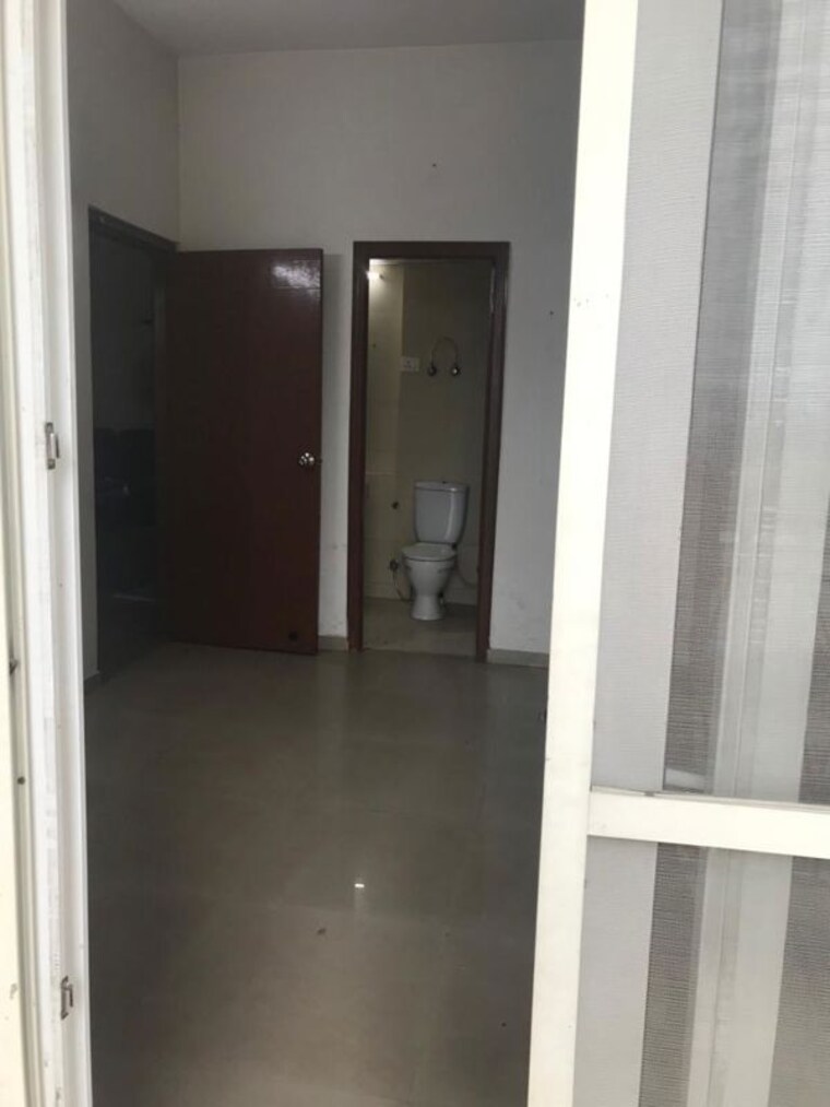 Room, mahagun-my-woods 2 Bedroom 935 Sq.Ft. Apartment In Sector 16c Greater Noida Greater Noida 10529793