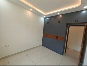 Room in 3 BHK Apartment at Prestige Green Gables, Panathur – for Rent