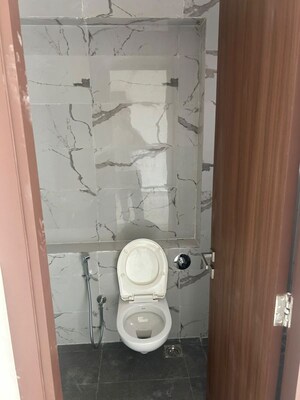 Bathroom in 2 BHK Apartment at Kalpataru Vivant, Jogeshwari East – for Rent