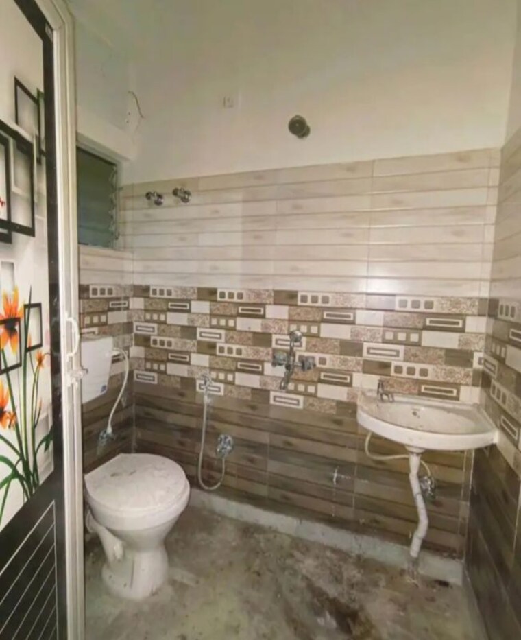 Bathroom, city-garden 3 Bedroom 1400 Sq.Ft. Apartment In Behala Kolkata 10527262
