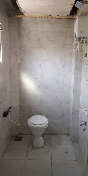 Bathroom in 3 BHK Villa at Navrangpura – for Rent