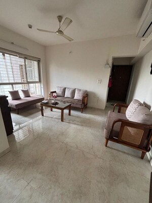 2 BHK Apartment For Rent in Lodha Amara, Kolshet Road