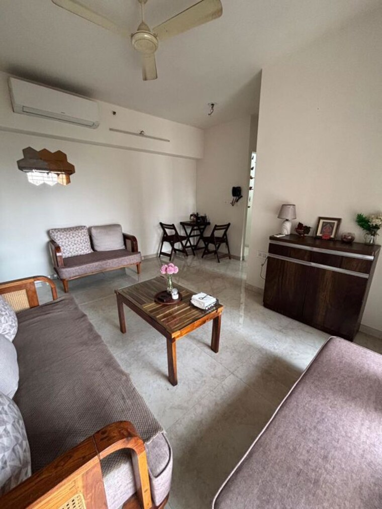Living Room, lodha-amara 2 Bedroom 672 Sq.Ft. Apartment In Kolshet Road Thane 10529849