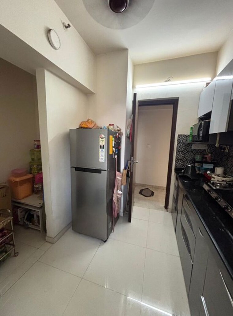 Kitchen, lodha-amara 2 Bedroom 672 Sq.Ft. Apartment In Kolshet Road Thane 10529849