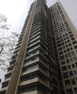  Apartment For Sale in Borivali East