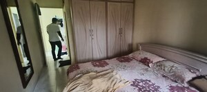 Bedroom in 2 BHK Apartment at Shivner Plaza CHS, Sanpada – for Rent