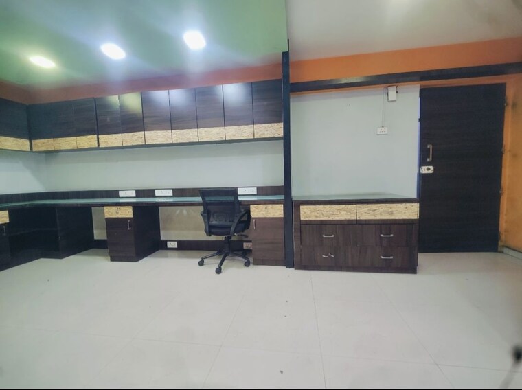 Team Area, kemp-plaza Commercial Office Space 420 Sq.Ft. In Malad West Mumbai 10530034