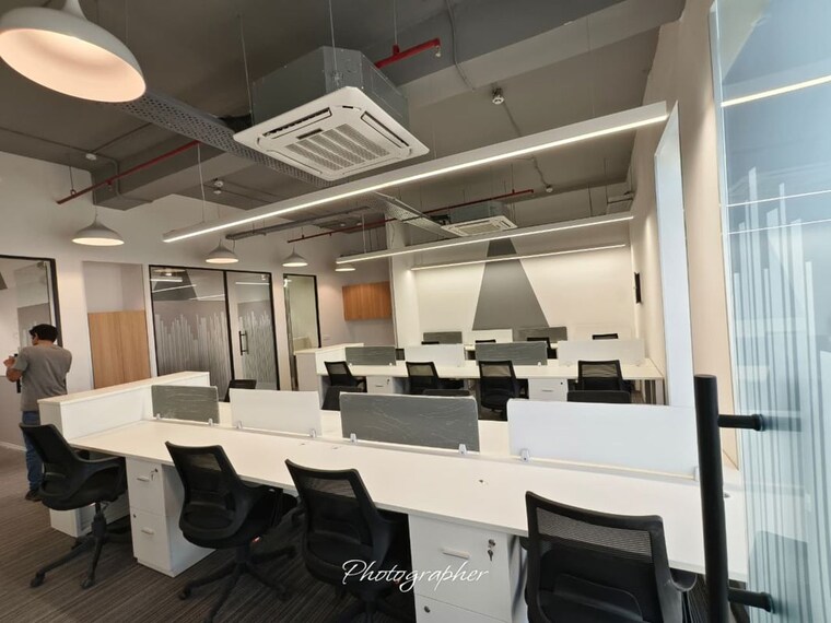 Team Area, sector 63 Commercial Office Space 3000 Sq.Ft. In Sector 63 Noida 10530116