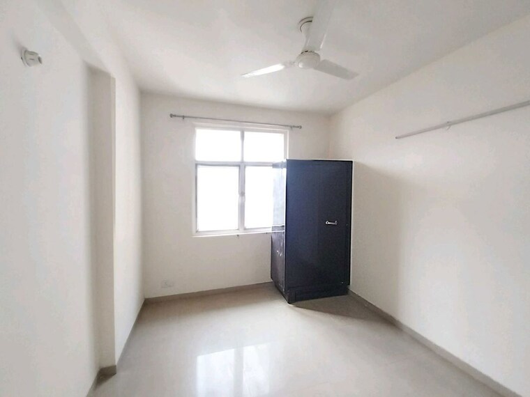 Room, mahagun-mywoods 2 Bedroom 1100 Sq.Ft. Apartment In Sector 16c Greater Noida Greater Noida 10530198