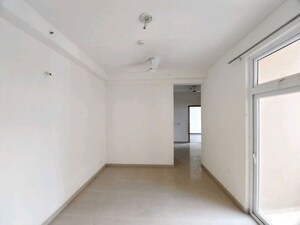 Room in 2 BHK Apartment at Mahagun Mywoods, Sector 16c Greater Noida – for Rent