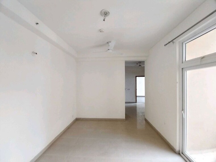 Room, mahagun-mywoods 2 Bedroom 1100 Sq.Ft. Apartment In Sector 16c Greater Noida Greater Noida 10530198