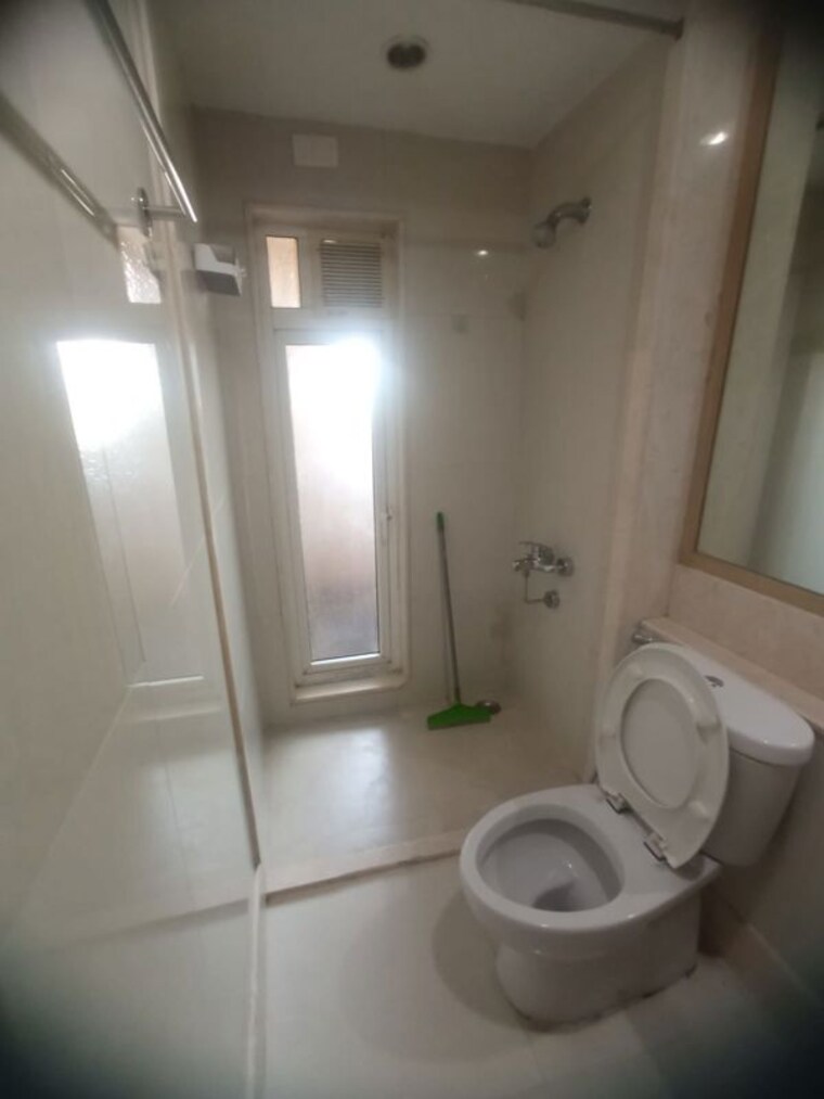 Bathroom, hiranandani-maitri-park 2 Bedroom 750 Sq.Ft. Apartment In Chembur Mumbai 10530219