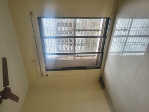 Room in 1 BHK Apartment at HDIL Premier Exotica, Kurla West – for Rent