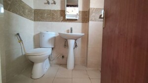 Bathroom in 2 BHK Apartment at Supertech Ecociti, Sector 137 – for Rent