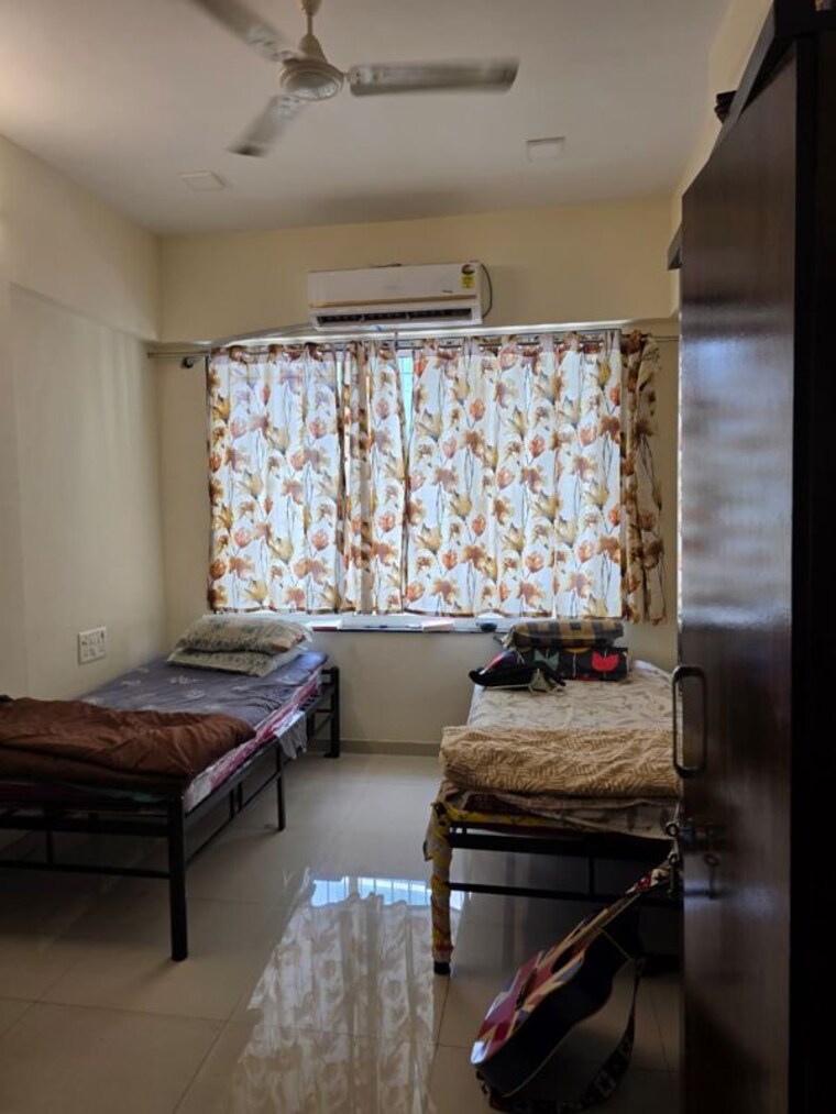 Living Room, lower parel 2 Bedroom 550 Sq.Ft. Apartment In Lower Parel Mumbai 10530274