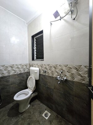 Bathroom in 1 BHK Builder Floor at Madhav Residency Kharadi, Kharadi – for Rent