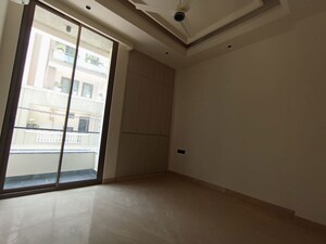 Room in 3 BHK Builder Floor at East Of Kailash – for Sale