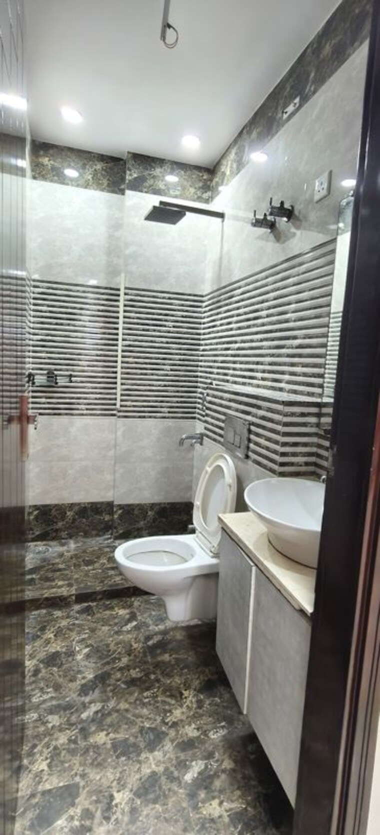 Bathroom, sector 17 dwarka 2 Bedroom 1000 Sq.Ft. Apartment In Sector 17 Dwarka Delhi 10530336