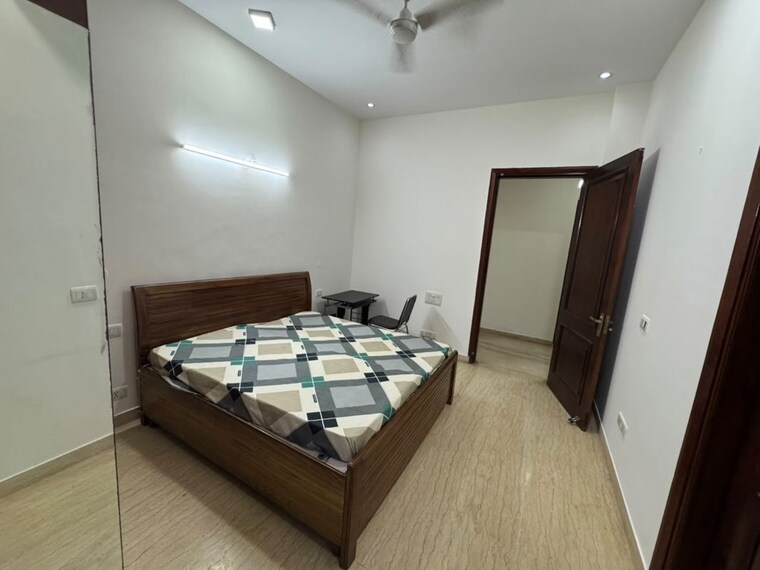 Bedroom, sector 43 2 Bedroom 1500 Sq.Ft. Builder Floor In Sector 43 Gurgaon 10530344