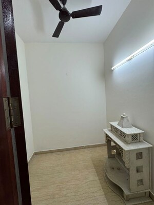 Bathroom in 2 BHK Builder Floor at Sector 43 – for Rent