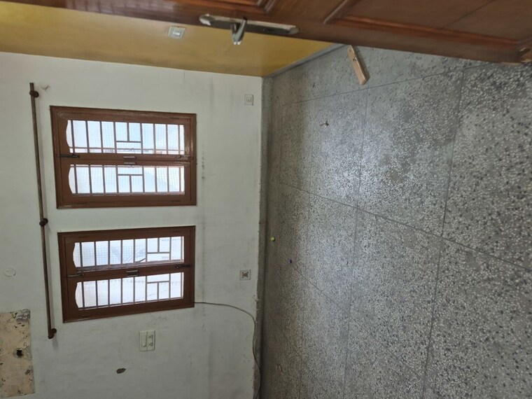 undefined, mayur vihar 2.5 Bedroom 1180 Sq.Ft. Apartment In Mayur Vihar Delhi 10530347