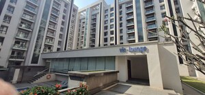 3.5 BHK Apartment For Rent in Lunkad Sky Vie, Viman Nagar