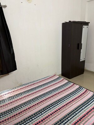 Bedroom in 3 BHK Apartment at Ambawadi – for Rent