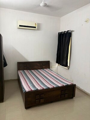 Bedroom in 3 BHK Apartment at Ambawadi – for Rent