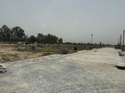 Plot For Sale in Amolik Aster Woods