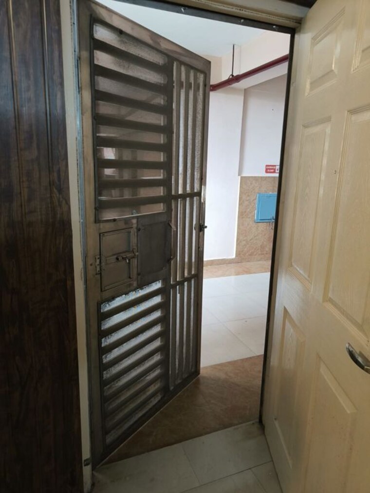 Bathroom, supertech-cape-town 2.5 Bedroom 1150 Sq.Ft. Apartment In Sector 74 Noida 10530442